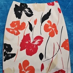 Kasper Red and Black Floral Pencil Skirt